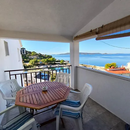 Apartment Astramaris