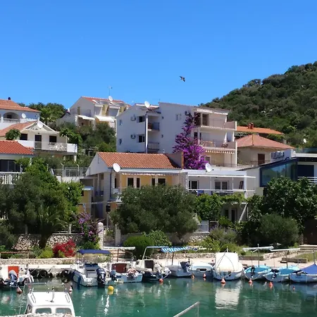 Astramaris Apartment